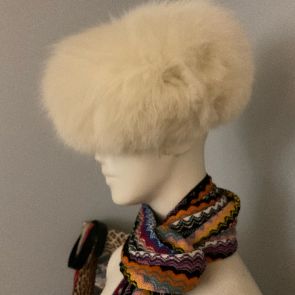 Pillow Hat - Picture 4 of 4